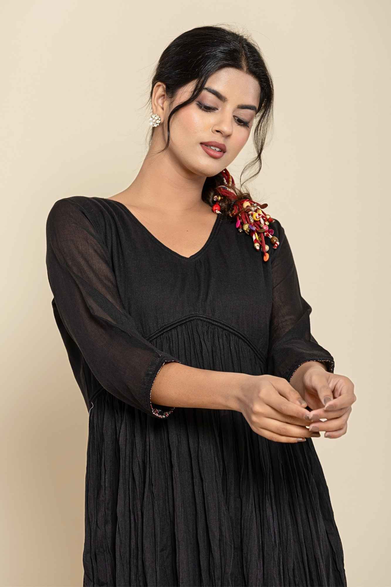 (Set of 2) Naksh Black Cotton Gathered Kurta And Pants