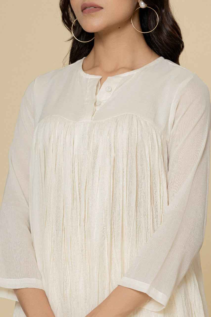 (Set of 2) Naksh White Mulmul Gathered Kurta And Sharara