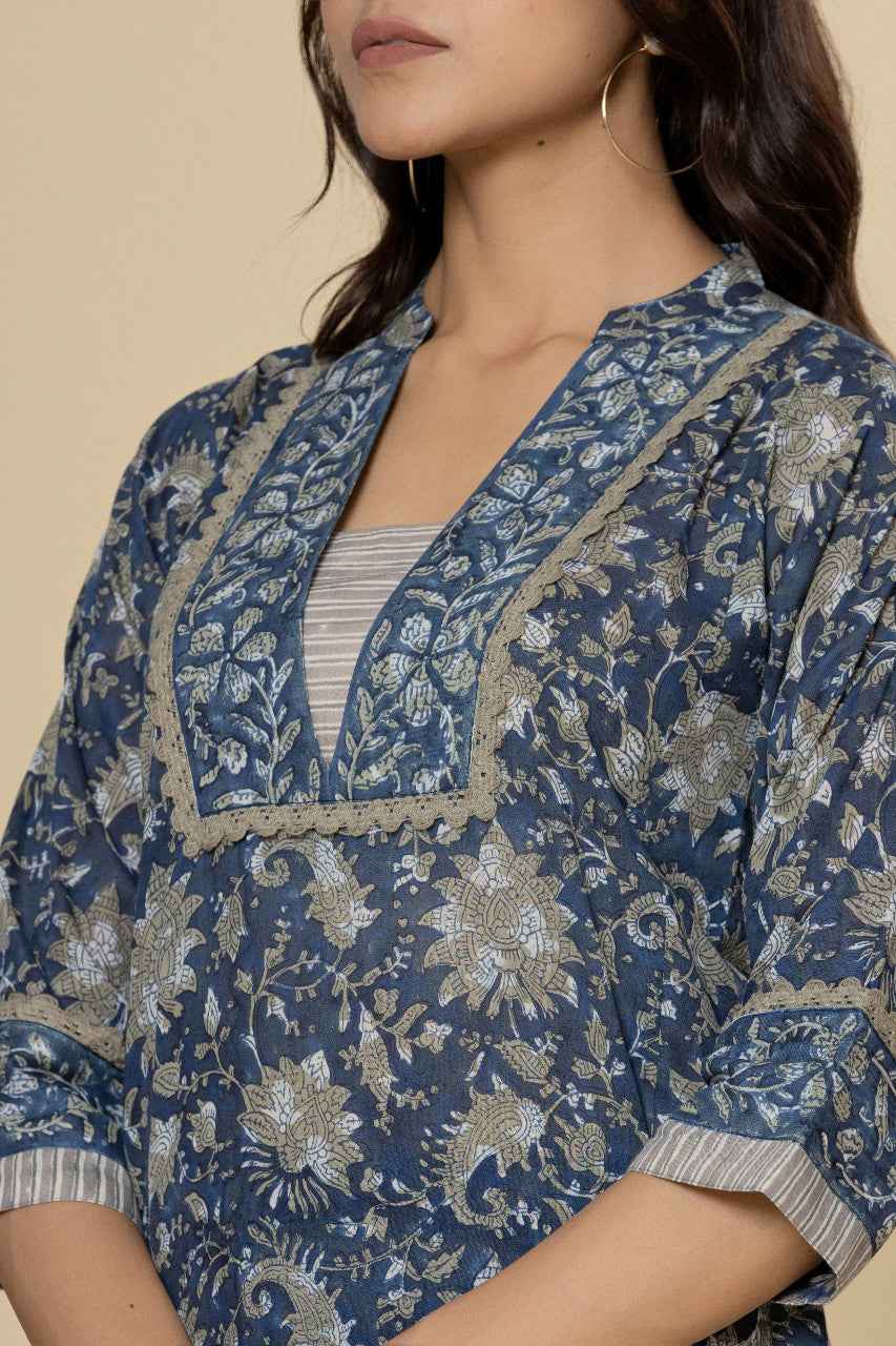 (Set of 2) Naksh Blue Straight Kurta and Pants