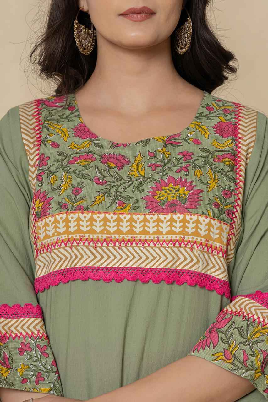 (Set of 2) Naksh Fern Green Straight Kurta-Pants