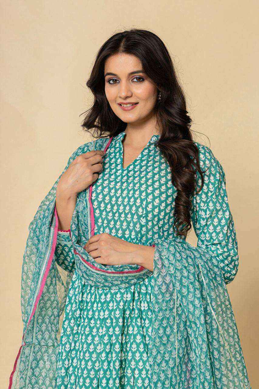 (Set of 3) Naksh Sea Green Gathered Kurta-Duptta-Pants