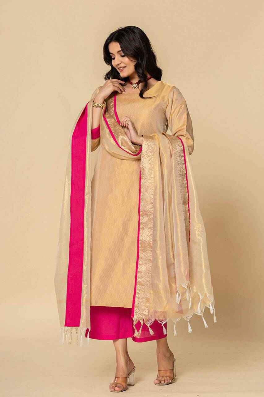 (Set of 3) Naksh Golden Tissue Straight Kurta