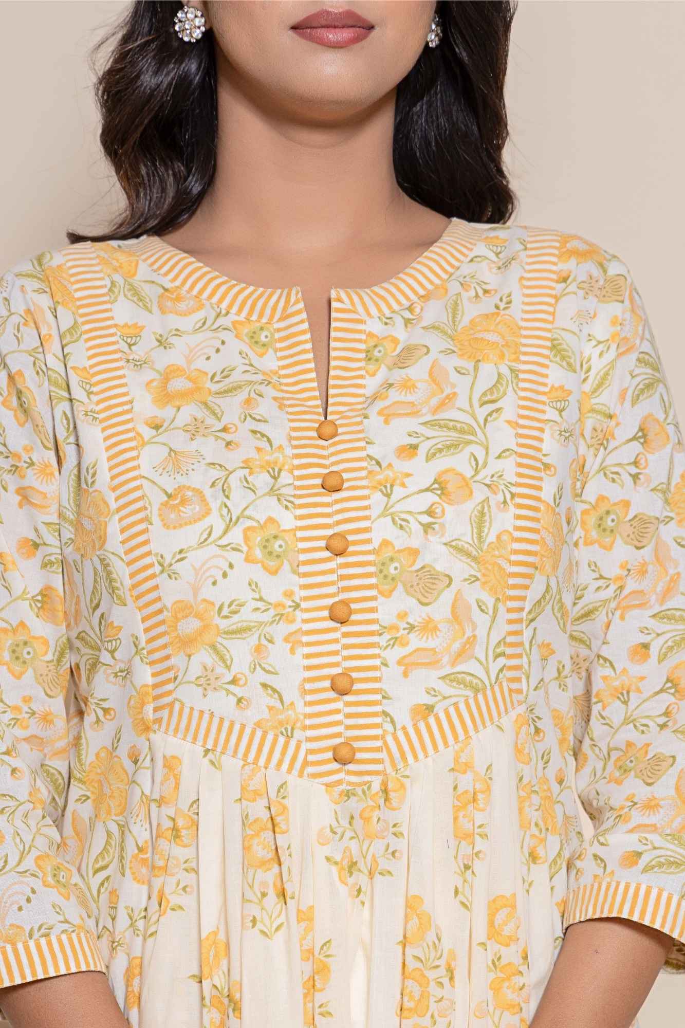 Naksh Off-White Double Printed A-Line Gathered Kurta