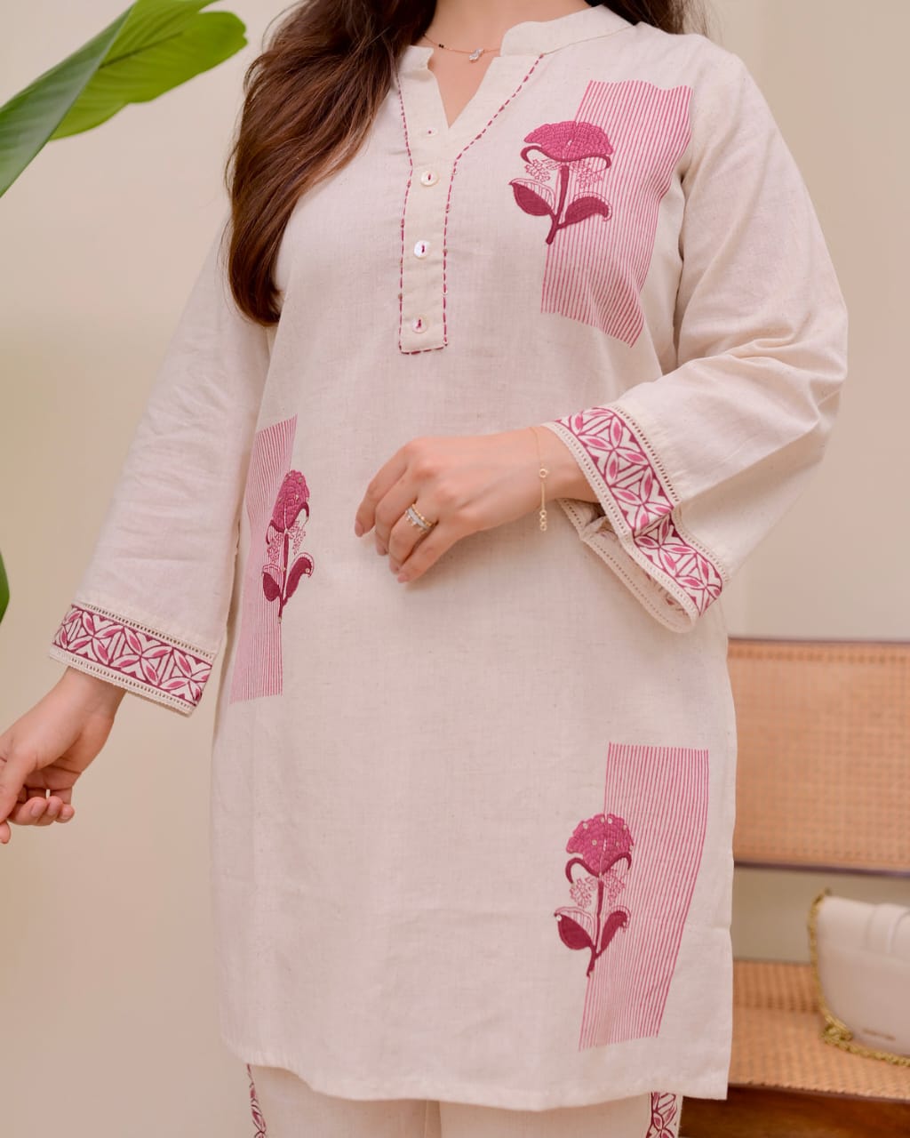 Tritiyaa Cotton Flex Embroidered Co-ords Set with Floral Motifs & Sequin Work – Elegant Ethnic Wear for Festive & Casual Style