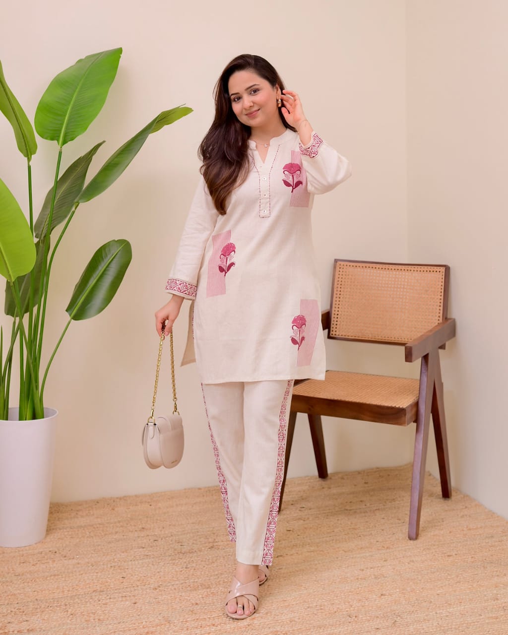 Tritiyaa Cotton Flex Embroidered Co-ords Set with Floral Motifs & Sequin Work – Elegant Ethnic Wear for Festive & Casual Style