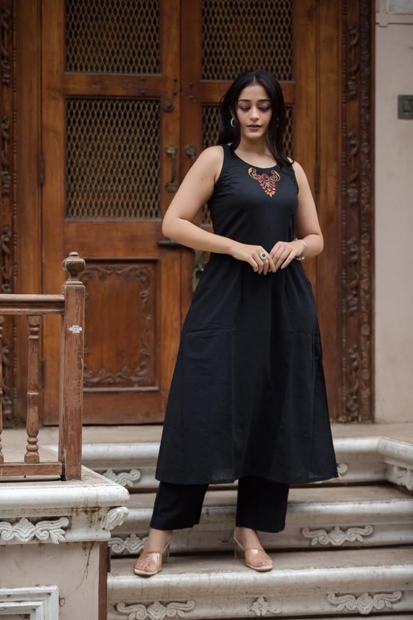 Tritiyaa Classy A-Line Halter Neck Cotton Kurti Palazzo Set | Trendy Co-Ord Set