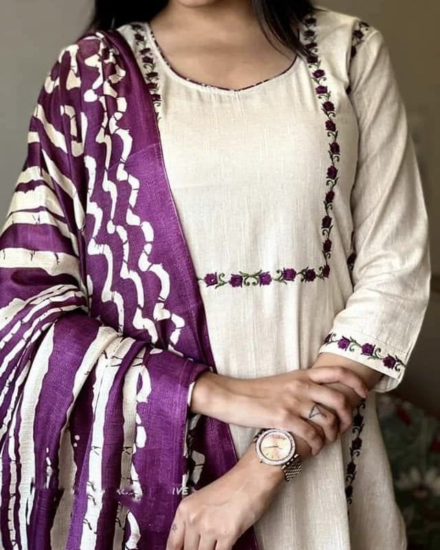 Tritiyaa Handloom Cotton Kurta Pant Set with Khadi Silk Ikkat Dupatta | Embroidered 3-Piece Set