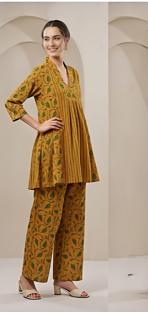 Tritiyaa Yellow Printed Cotton Kurti Pant Set | Regular Fit Daily Wear Set