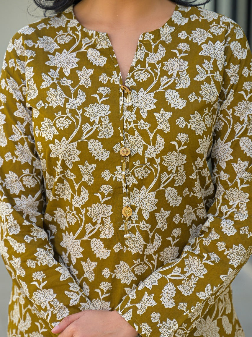 Tritiyaa Olive Green Pure Cotton Kurta Afghani Co-Ord Set | Button Detail Ethnic Set